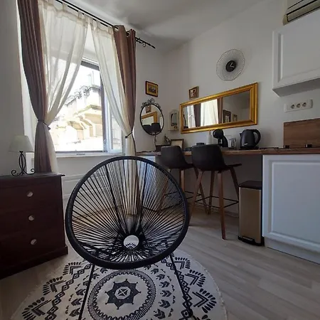 Apartament Agora