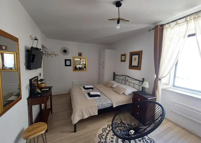 Agora Apartmán *