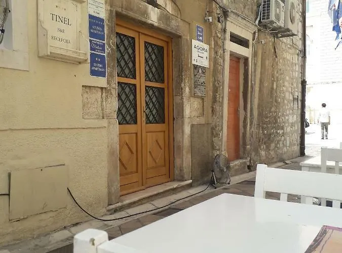 Agora Apartmán *